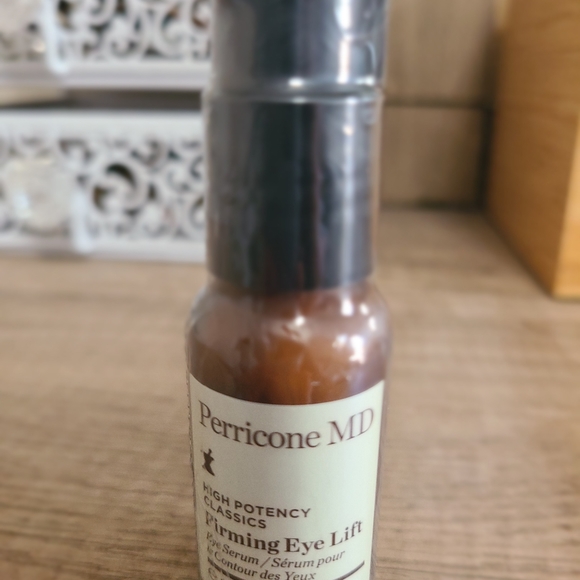 Cold Plasma 5-Piece Anti-Aging Skin Care Kit - Picture 4 of 7